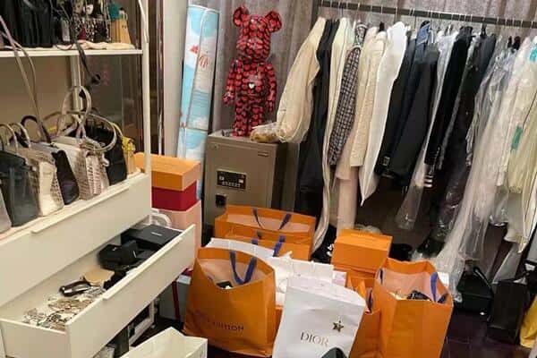 长沙回收一线品牌衣服.jpg